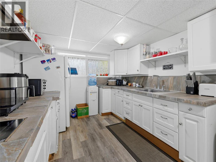 4171 Lakeshore Road, Kelowna, BC, V1W 1W1 - 33