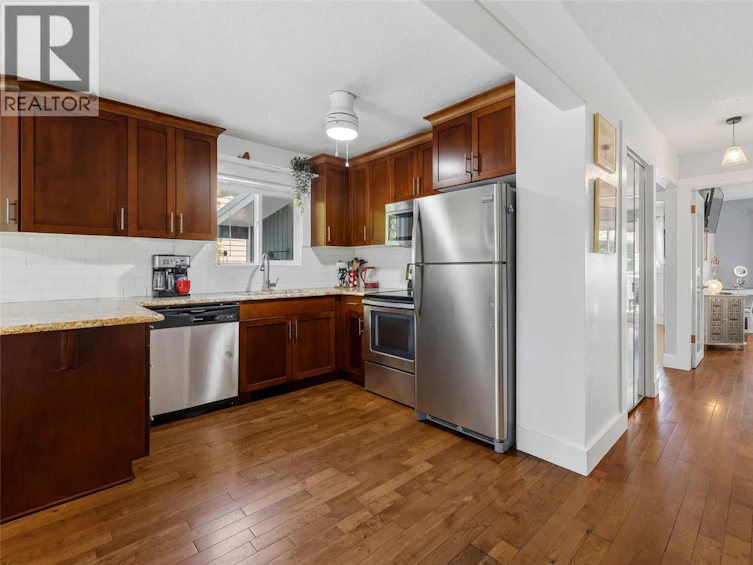 4171 Lakeshore Road, Kelowna, BC, V1W 1W1 - 18