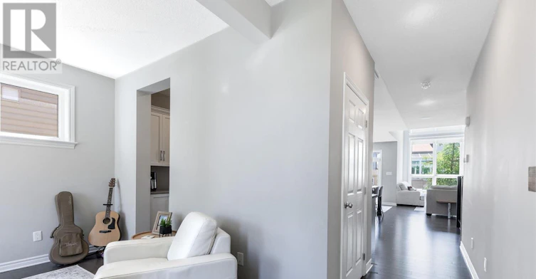 512 Breccia Heights, Ottawa, ON, K2T 0L6 - 5