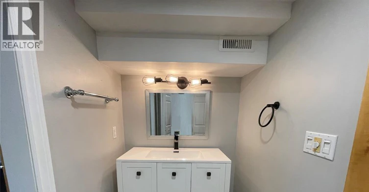 Back-41 Alexandra South West, Chatham-Kent, ON, N7M 1X9 - 12
