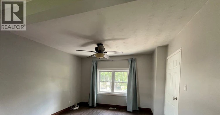 Back-41 Alexandra South West, Chatham-Kent, ON, N7M 1X9 - 4