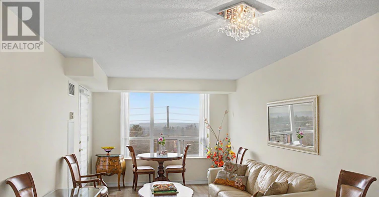 711-9 Northern Heights Drive, Richmond Hill, ON, L4B 4M5 - 4