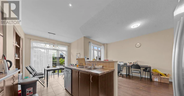 222 Badgeley Avenue, Ottawa, ON, K2T 0A4 - 12
