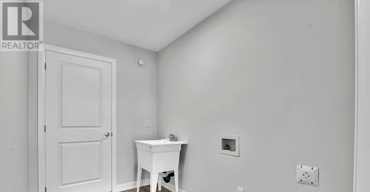 290 Bankside Way, Ottawa, ON, K2J 3M8 - 9