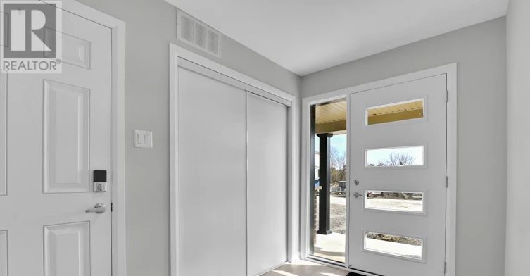 290 Bankside Way, Ottawa, ON, K2J 3M8 - 4