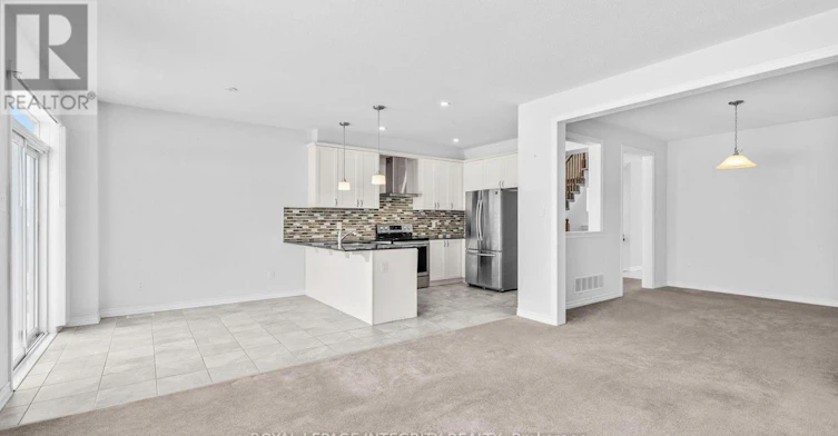 163 Cranesbill Road, Ottawa, ON, K2V 0J4 - 3