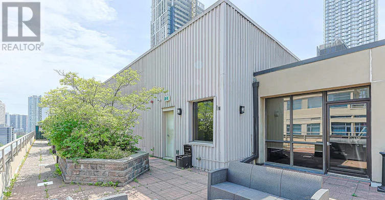 804-555 Yonge Street, Toronto, ON, M4Y 3A6 - 24