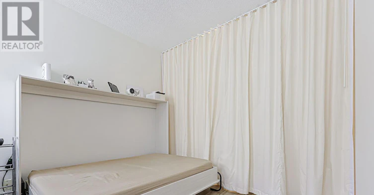 804-555 Yonge Street, Toronto, ON, M4Y 3A6 - 13