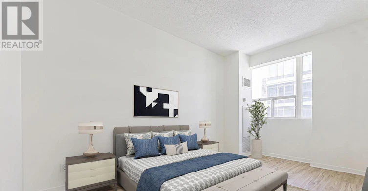 804-555 Yonge Street, Toronto, ON, M4Y 3A6 - 15