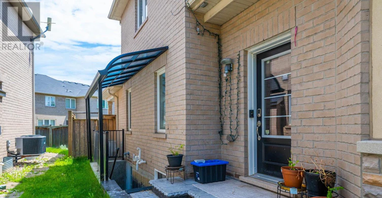 15 Portwine Drive, Toronto, ON, M1C 0C9 - 3