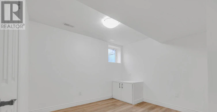 15 Portwine Drive, Toronto, ON, M1C 0C9 - 16