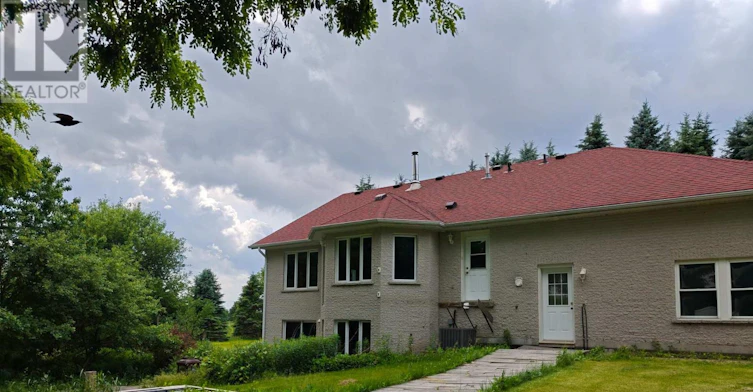 19811 Woodbine Avenue, East Gwillimbury, ON, L0G 1R0 - 19