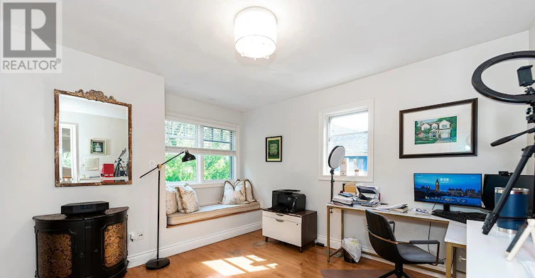 52 Herne Hill, Toronto, ON, M9A 2X1 - 18