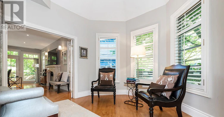 52 Herne Hill, Toronto, ON, M9A 2X1 - 4