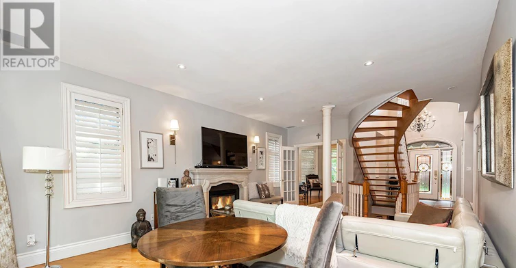 52 Herne Hill, Toronto, ON, M9A 2X1 - 6