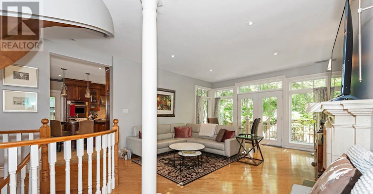 52 Herne Hill, Toronto, ON, M9A 2X1 - 8