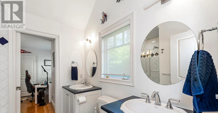 52 Herne Hill, Toronto, ON, M9A 2X1 - 20