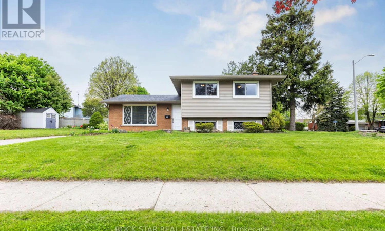 130 Hudson Crescent