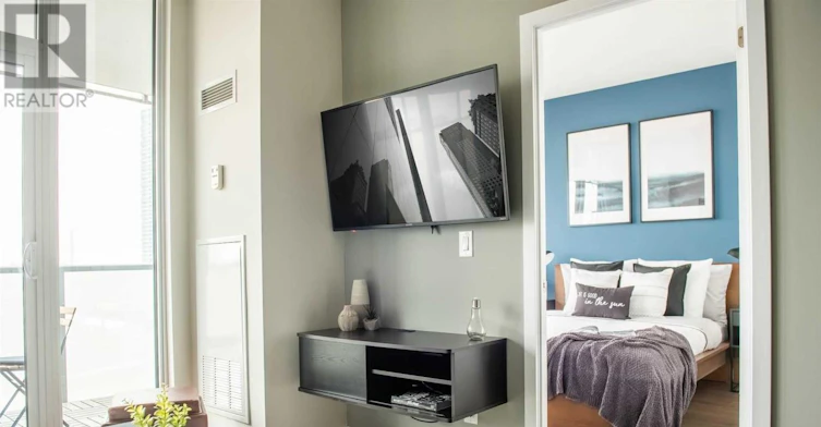 909-1 Market Street, Toronto, ON, M5E 0A2 - 13