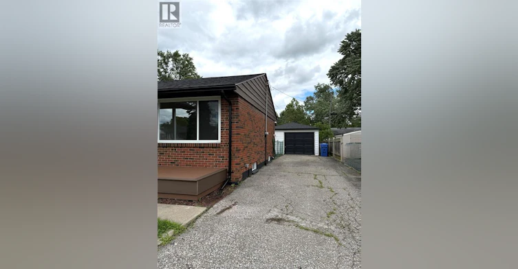 3186 Mark, Windsor, ON, N9E 2W8 - 2