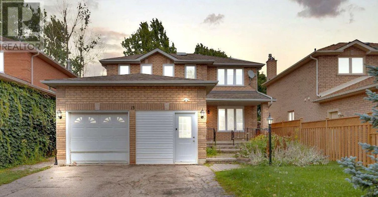 13 Morton Crescent, Barrie, ON, L4N 7T4