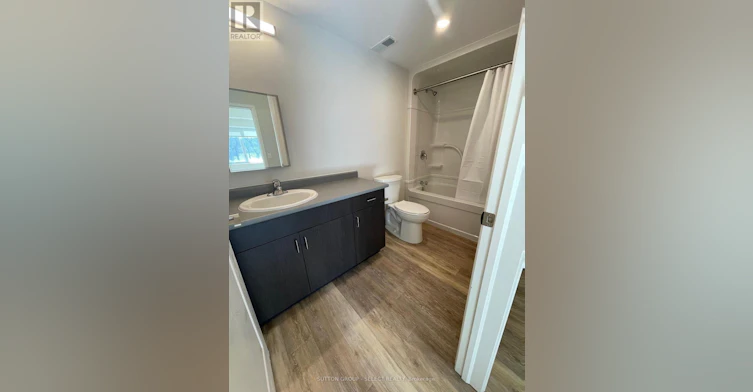 303-99 Pond Mills Road, London, ON, N5Z 3X3 - 8