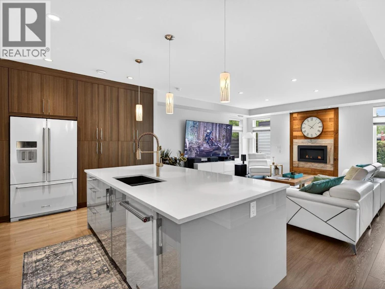 1273 Modern Place, Kelowna, BC, V1V 1A5 - 6