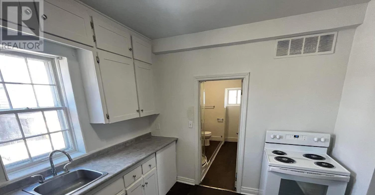 1-29 Rykert Street S, St. Catharines, ON, L2S 1Y8 - 3