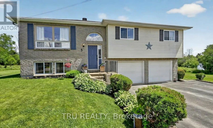 5 Brookview Crescent