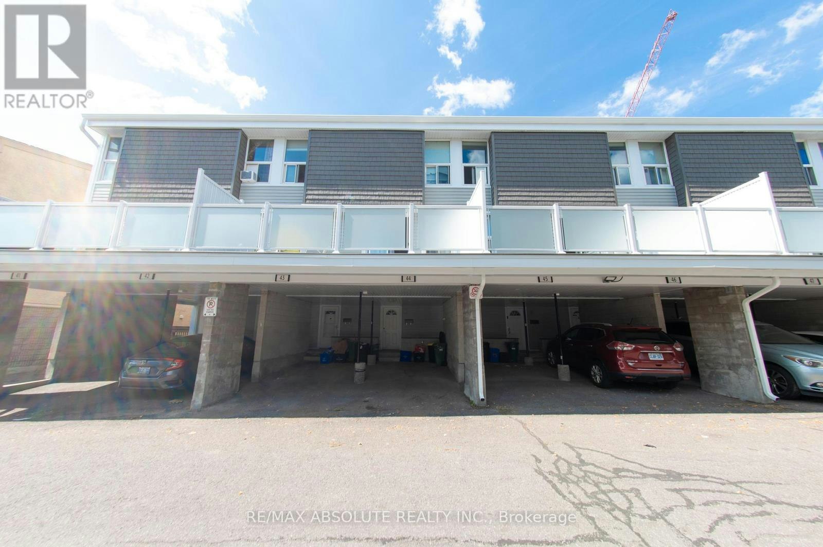 44-3415 Uplands Drive, Ottawa, ON, K1V 9N3