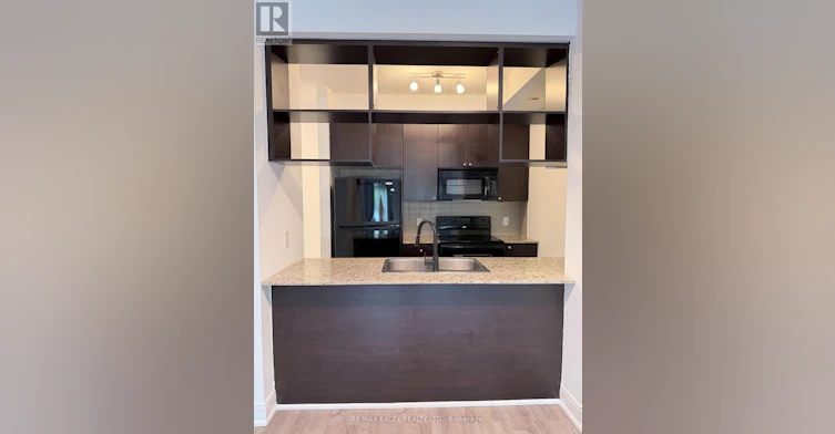 35-310 Village Green Square, Toronto, ON, M1S 0L1 - 6