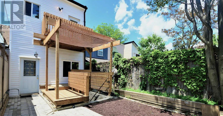 2ND FL-25 Miller Street, Toronto, ON, M6N 2Z6 - 11