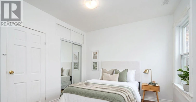 2ND FL-25 Miller Street, Toronto, ON, M6N 2Z6 - 6