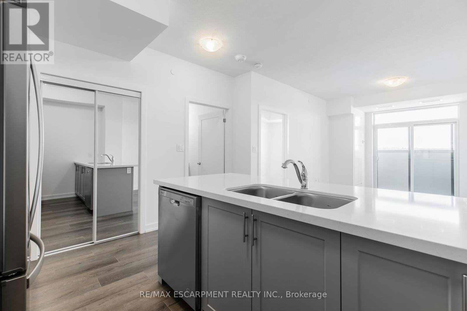 336-10 Mallard Trail, Hamilton, ON, L8B 2A7 - 7