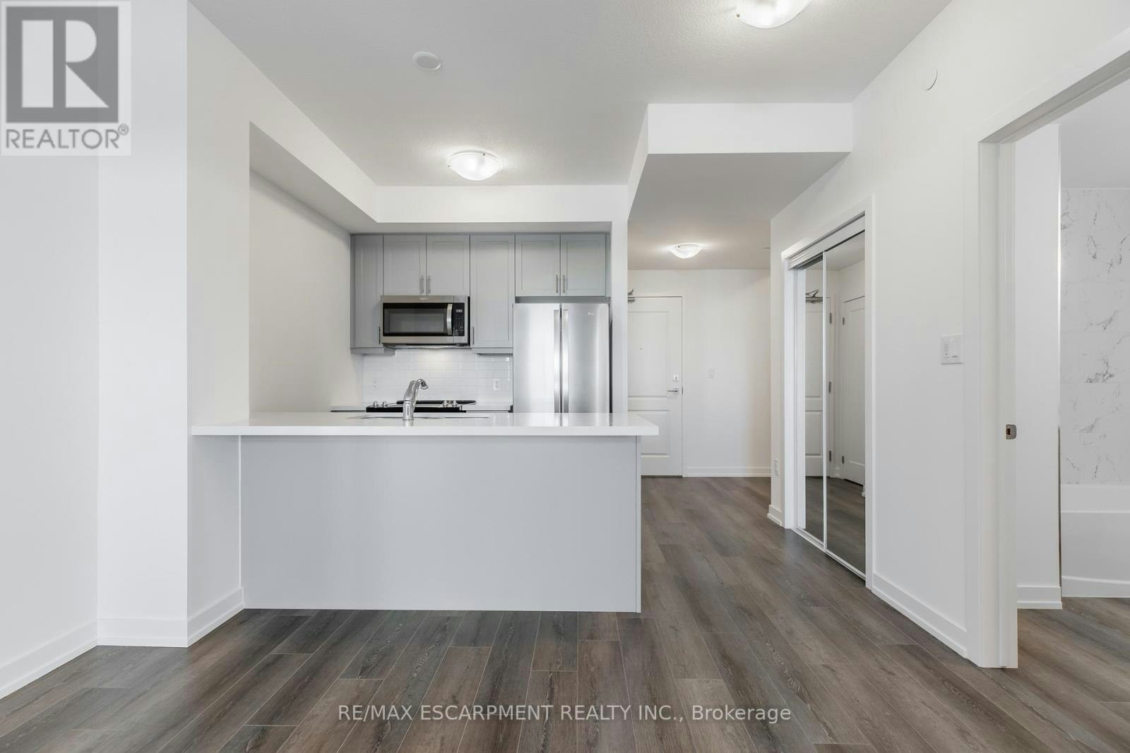 336-10 Mallard Trail, Hamilton, ON, L8B 2A7 - 4