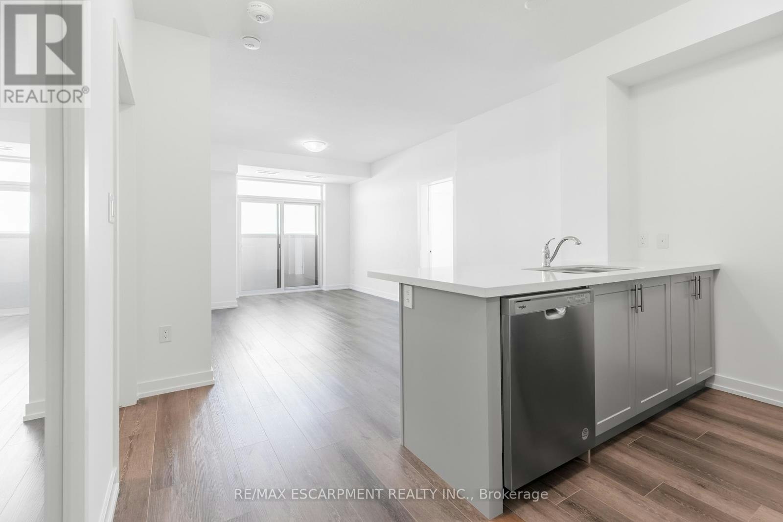 336-10 Mallard Trail, Hamilton, ON, L8B 2A7 - 8