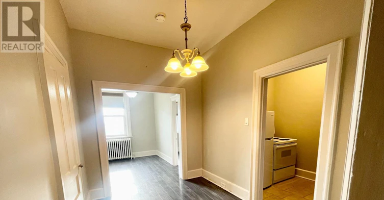 6 - 172-5 Hunter Street W, Peterborough, ON, K9H 2L2 - 2