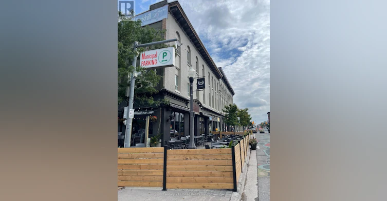 9 - 174-5 Hunter Street W, Peterborough, ON, K9H 2L2