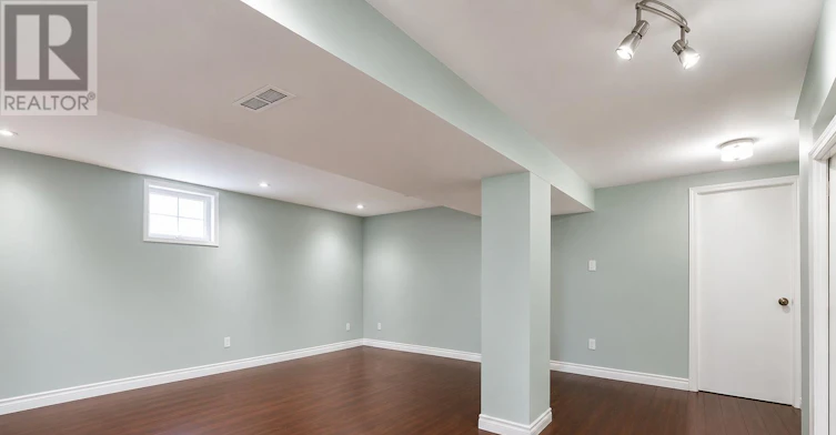 980 Lillian Street, Toronto, ON, M2M 3E9 - 9