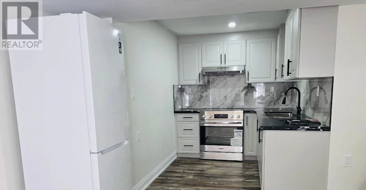 BSMT-3400 Erin Centre Boulevard, Mississauga, ON, L5M 8C3 - 4