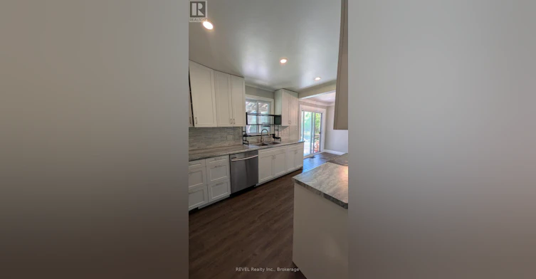 MAIN FLOOR-3204 Saint Paul Avenue, Niagara Falls, ON, L2J 2M1