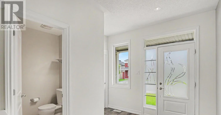 152 Westover Crescent, Ottawa, ON, K2T 0K6 - 4