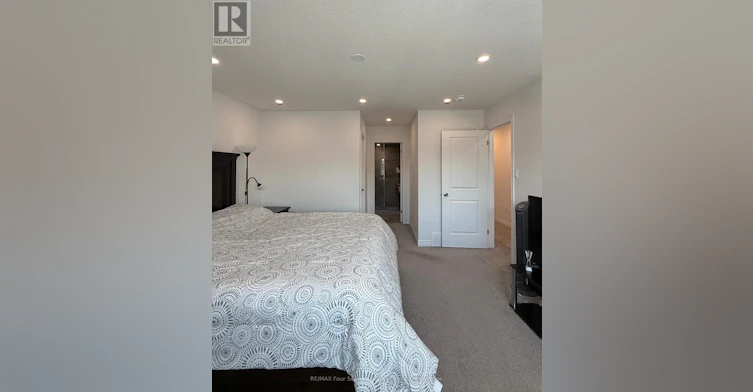 72 Mclean Avenue, Collingwood, ON, L9Y 4B3 - 4