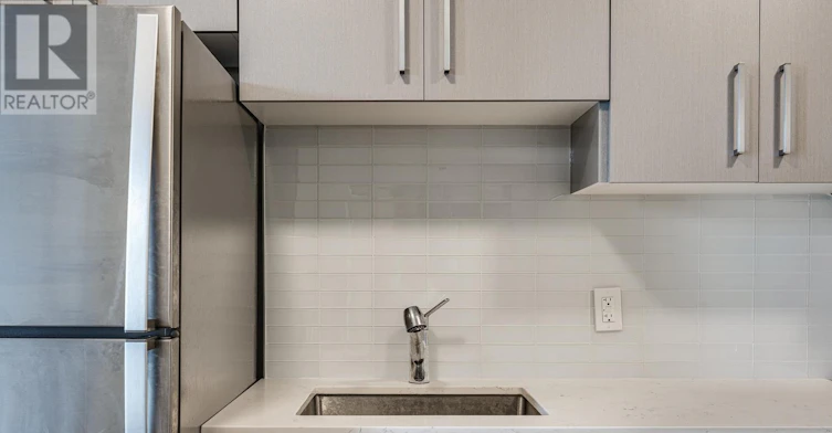 1006-15 Queen Street S, Hamilton, ON, L8P 0C6 - 12