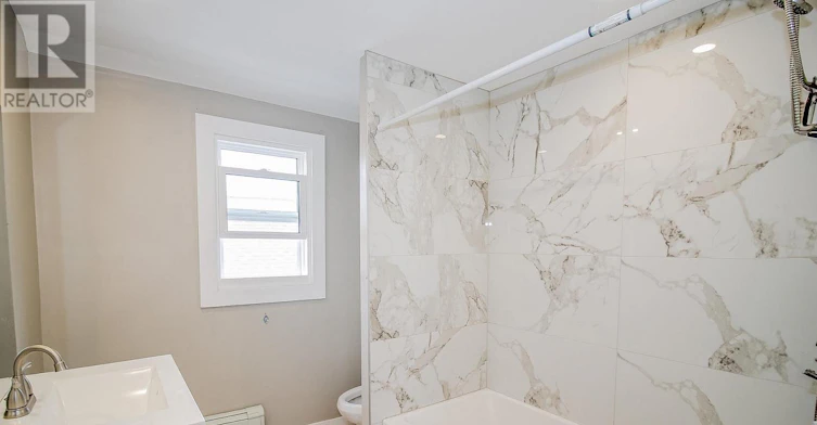 UPPER-181 Welland Street, Port Colborne, ON, L3K 1V2 - 8