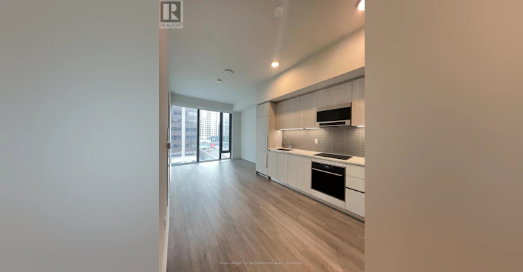 3904-8 Cumberland Street, Toronto, ON, M4W 0B6 - 4