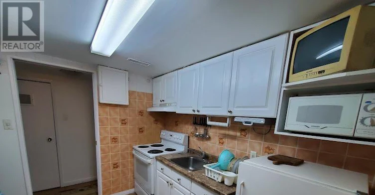 LOWER-73 Regatta Crescent, Toronto, ON, M2R 2X7 - 5
