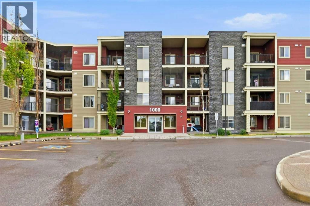 319-5 Saddlestone Way NE, Calgary, AB, T3J 0S2