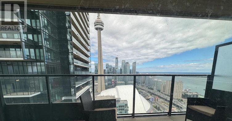 4807-3 Concord Cityplace Way, Toronto, ON, M5V 0X4 - 13