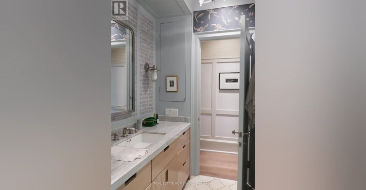 45 Grant Street, Toronto, ON, M4M 2H6 - 24